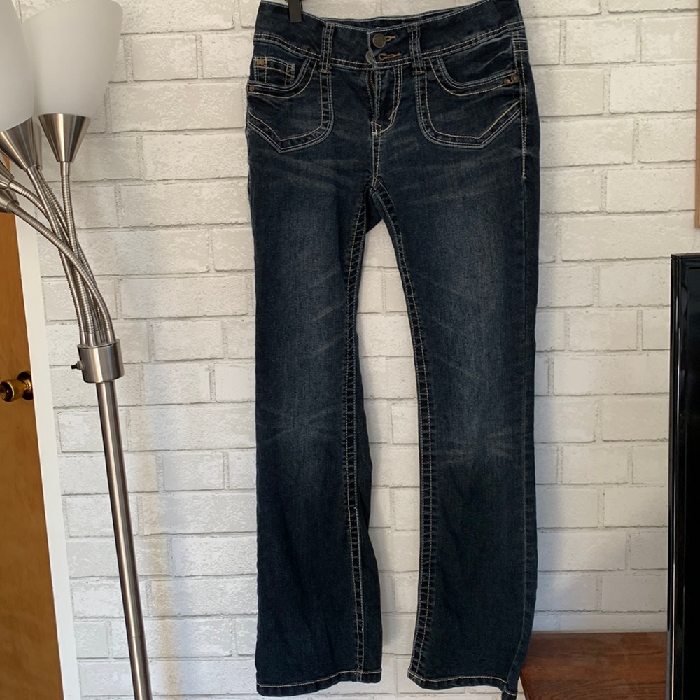 Wallflower dark blue wash jeans women’s juniors size 7
